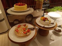 -鲜艳西餐厅(衡山路十二号华邑店)
