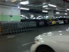 -山姆会员店·停车场