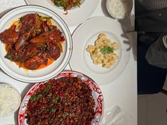 -辣小妮de川菜馆(红旗Mall店)