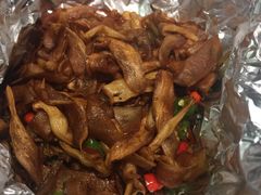 -佬麻雀·新湘菜(珠海金发购物中心店)