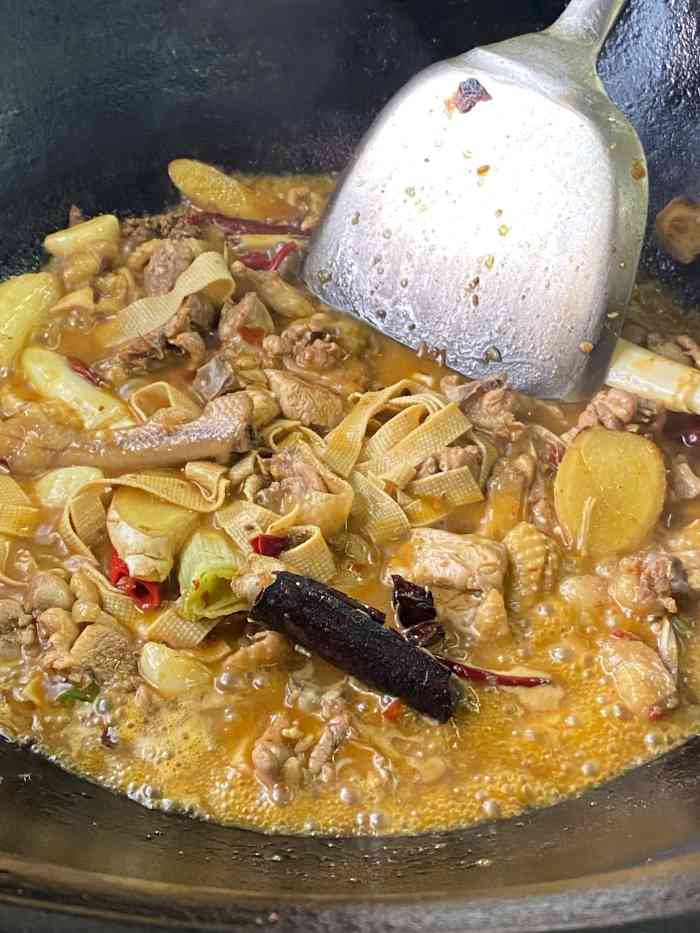 乡村柴火灶台鸡(谷山店)