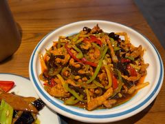 -雪乡阁东北农家菜(颛桥约好休闲街店)