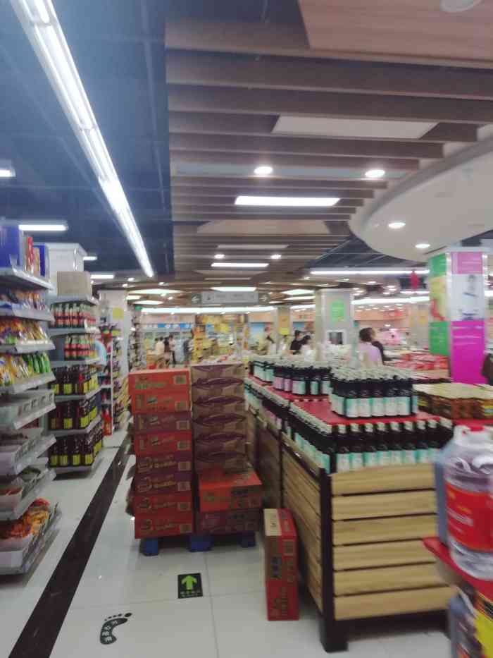 京沪时代鞋服区(山北店)-"今日打卡山北超市,[糖果]每天都带宝宝过.