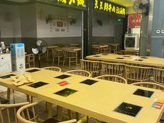 -杨老板·海鲜集市火锅·鲜切牛肉(中防万宝店)