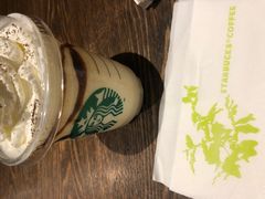 -星巴克臻选(南京金茂览秀城店)