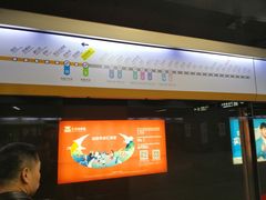 -白石桥南(地铁站)