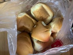 -白玉兰食品甜凤店(合生汇店)