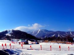 -亚布力新体委滑雪场
