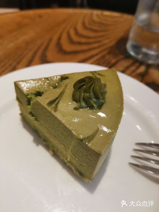gaga(东海店)绿茶慕斯蛋糕图片