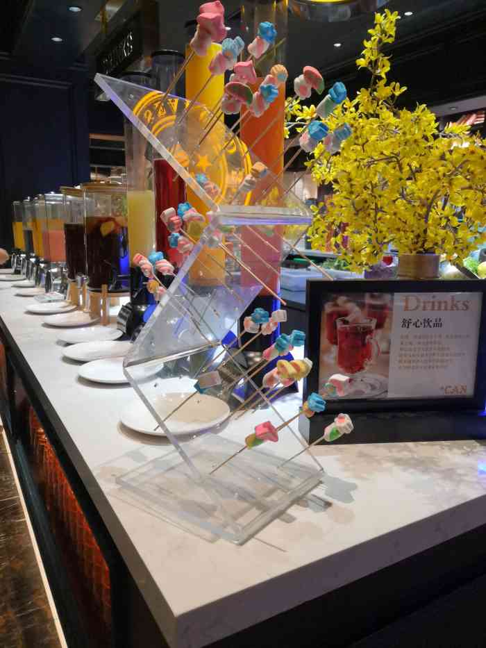 加餐海鲜自助(宝龙广场店)-"看了不少点评,都说加餐的海鲜不错,属于性