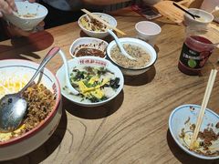 -怪噜范·老贵阳街头名小吃(鸿通城店)