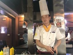-利昂法式铁板主题餐厅(新奥购物中心店)