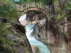 -鄣山大峡谷