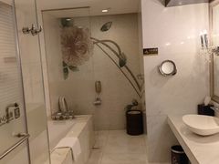 -大连中远海运洲际酒店