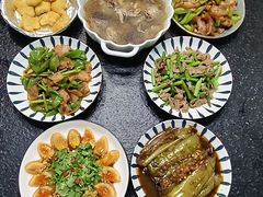 -爱贝尔高端月嫂(母婴护理)