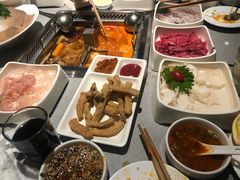 -海底捞火锅鲜切牛肉主题店(长寿路店)