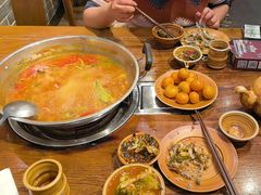 -亮欢寨酸汤鱼(沙冲路店)