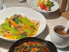 -初蓉丨遇见新川菜(亲贤街荣耀店)