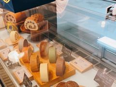 -SKROLL卡特司库·蛋糕定制·生吐司·司康(古北程家桥店)