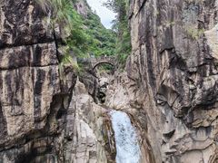 -鄣山大峡谷