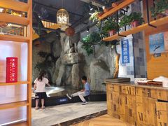 -香山湖家家宴(中山陵店)