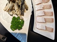 -鲜入唯煮·港式海鲜牛肉火锅(金宝街店)