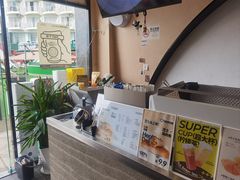 -本来不该有·鲜果咖啡(大梅沙店)