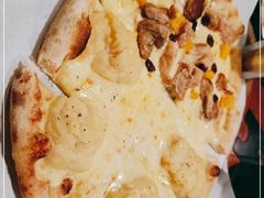 -I HOLIC艾豪丽披萨(KKone店)