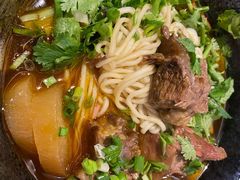 香辣牛腩面-食之六七·面(朝阳大悦城店)
