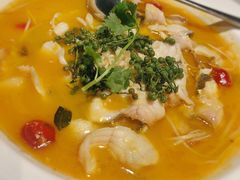 金汤酸菜海鲈鱼-肴约·花园式餐厅(湖里店)