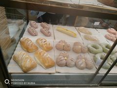 -奈雪的茶(湖滨银泰in77C区PRO店)