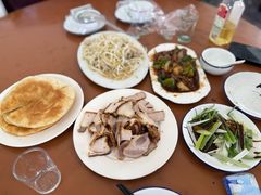 -铁东熏肉大饼铺老二马路黑牌子