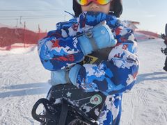 -蓟洲国际滑雪场