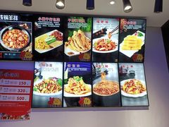 -关东情铁锅炖(迎春大街店)