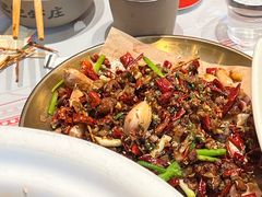 -肥肥虾庄·金牌油焖大虾(汉口城市广场店)