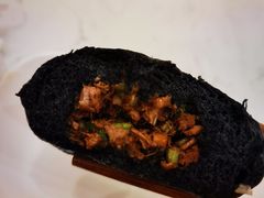 -李与白包子铺(桐梓林店)