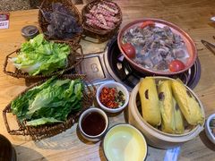 -阿婆情腊排骨火锅(金虹路店)