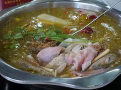 -乙丙丁正宗昭通天麻火腿鸡(总店)