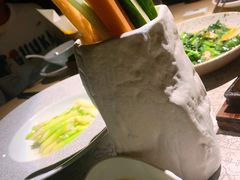 -穹六人间 people 6(岳阳路店)
