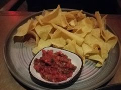 -FOUR PLAY BAR