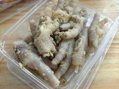 沙姜鸡脚-水牛奶皇后糖水铺