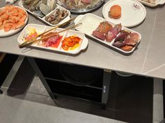 -黑金·寻焰自助百汇·烤肉·火锅(中街店)