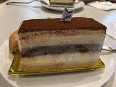 -Dough&Joe团憩(瑞虹天地月亮湾店)