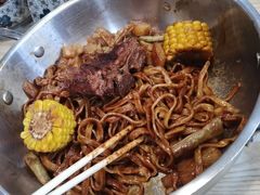 -内蒙焖面大盆骨餐馆(山大路店)
