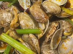 -休记光头香辣蟹干锅店(衣冠庙店)