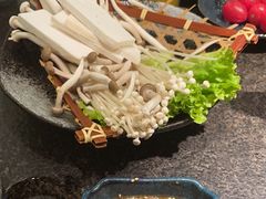 -湊湊火锅·茶憩(打浦桥日月光店)