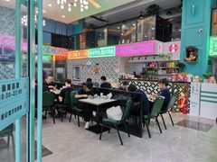 大堂-东鑫记港式茶餐厅(南京东路店)