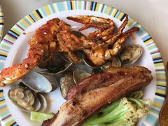 -吉布鲁牛排海鲜自助(假日国际店)