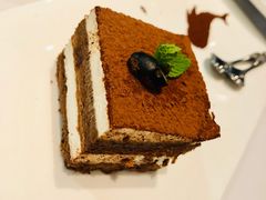 -GreyWhale灰鲸餐厅(武汉国际广场店)