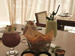 -Mark&Mars Restaurant